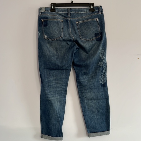 White House Black Market capri jeans - Picture 2 of 3